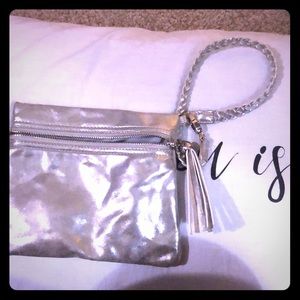 New York and company silver handbag